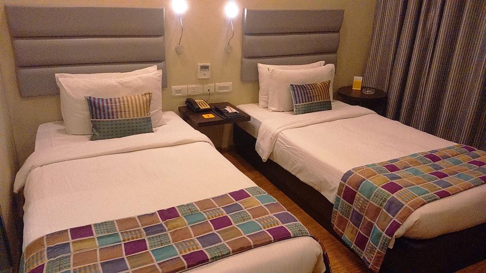 Keys Select By Lemon Tree Hotels, Hosur Road, Bengaluru Bagian luar foto