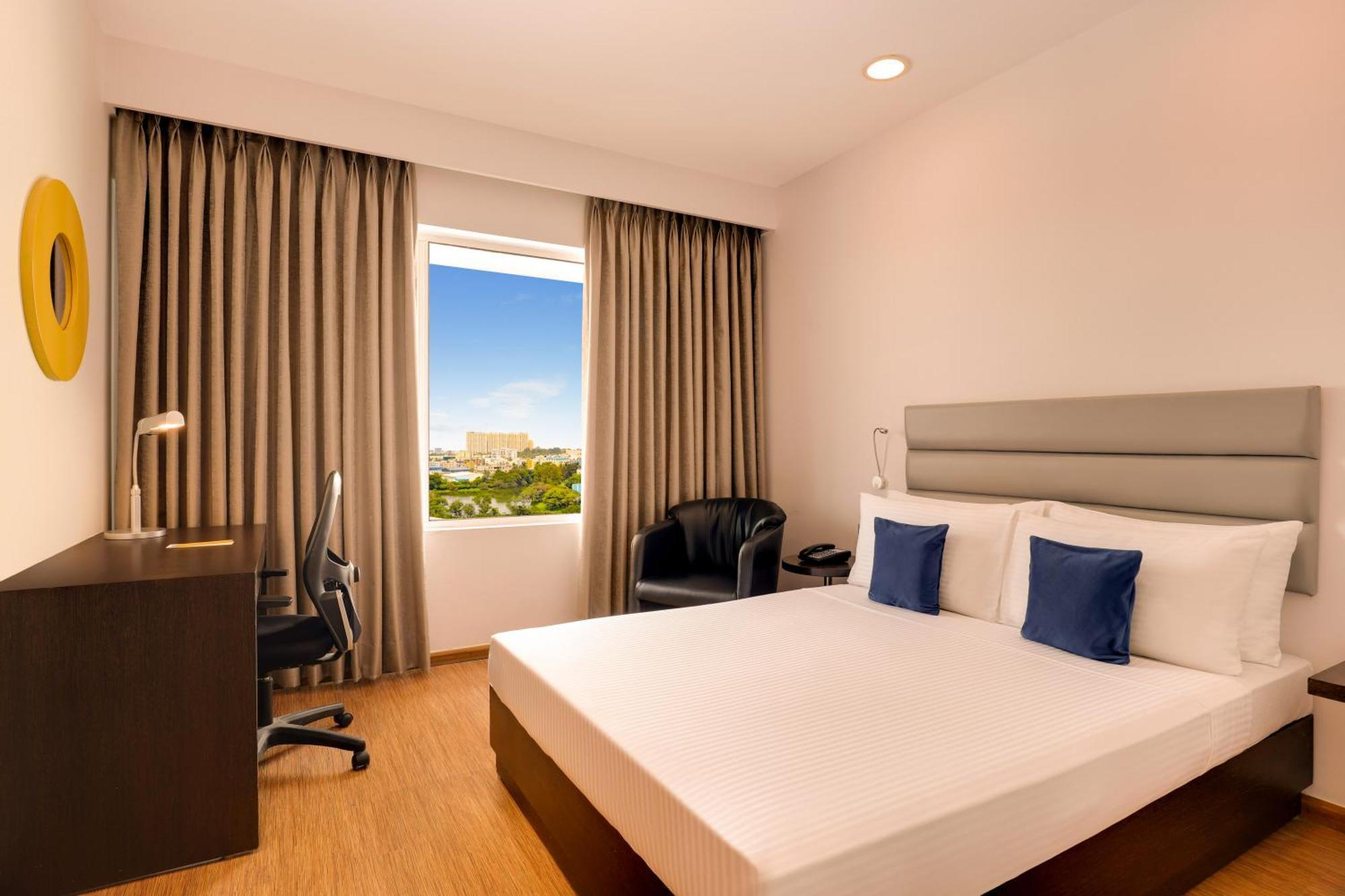 Keys Select By Lemon Tree Hotels, Hosur Road, Bengaluru Bagian luar foto