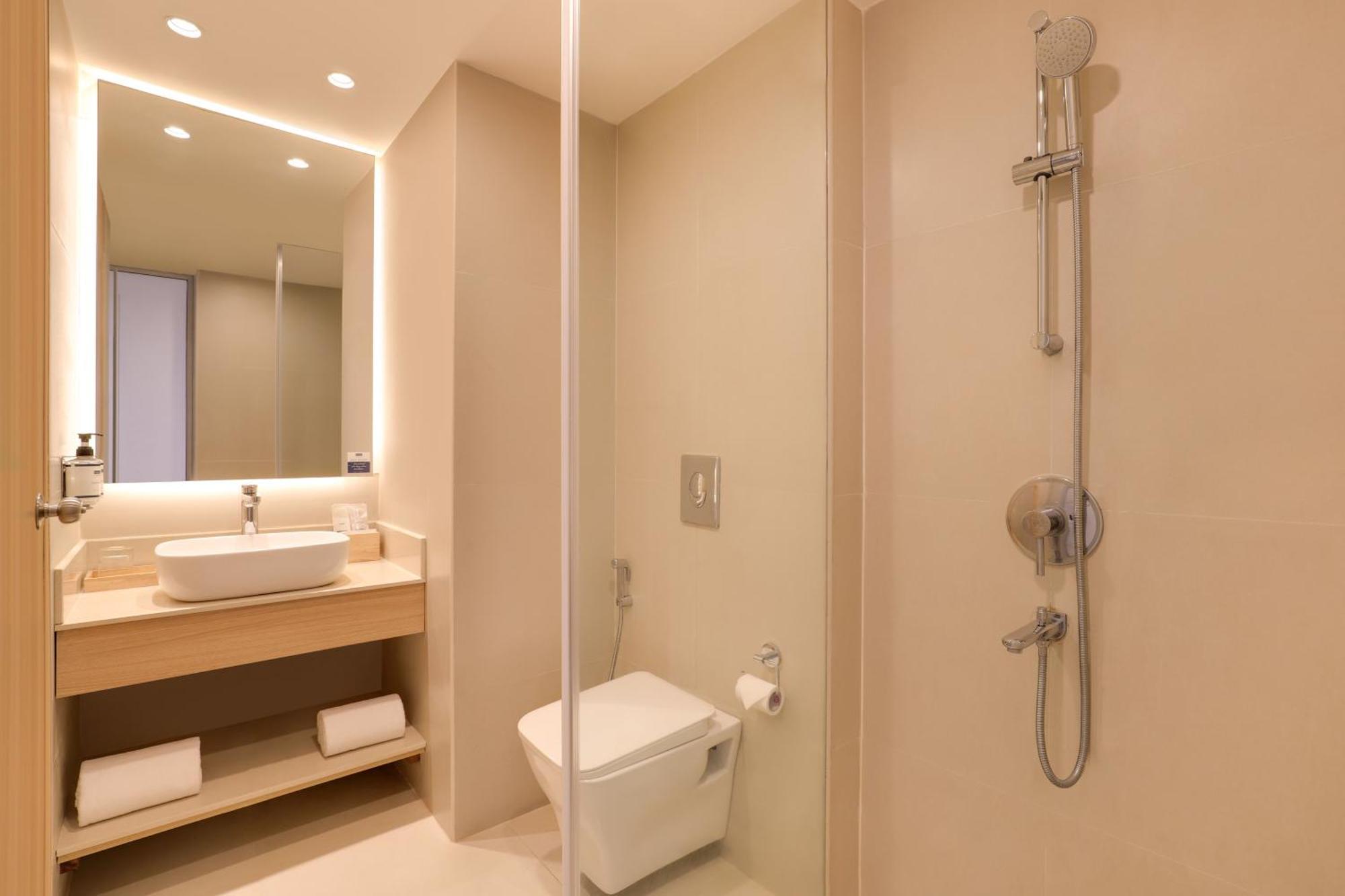 Keys Select By Lemon Tree Hotels, Hosur Road, Bengaluru Bagian luar foto