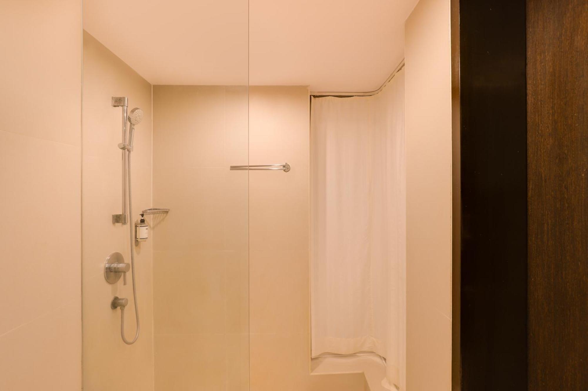 Keys Select By Lemon Tree Hotels, Hosur Road, Bengaluru Bagian luar foto